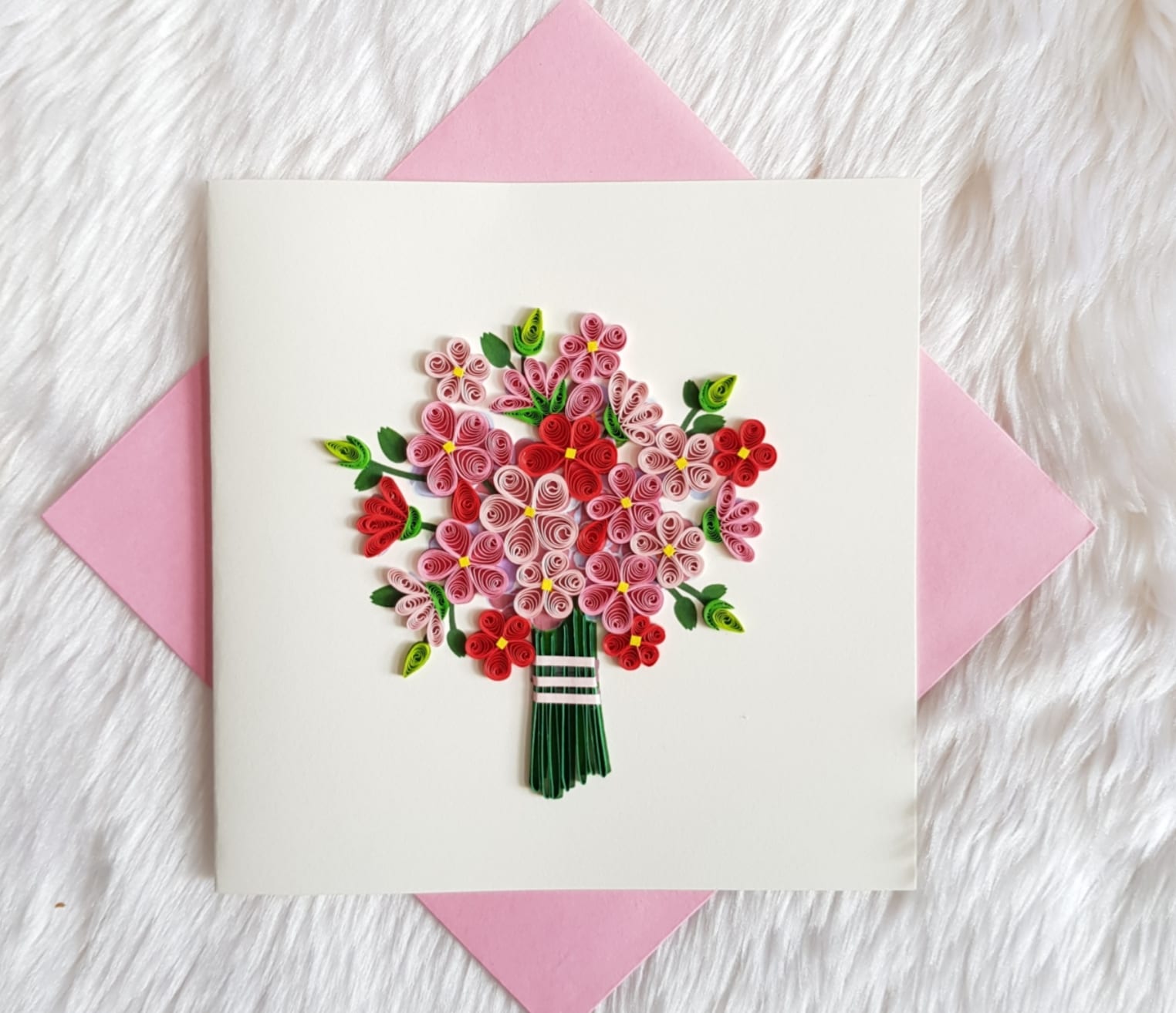 Pink and Red Flowers Quilling Q 7434